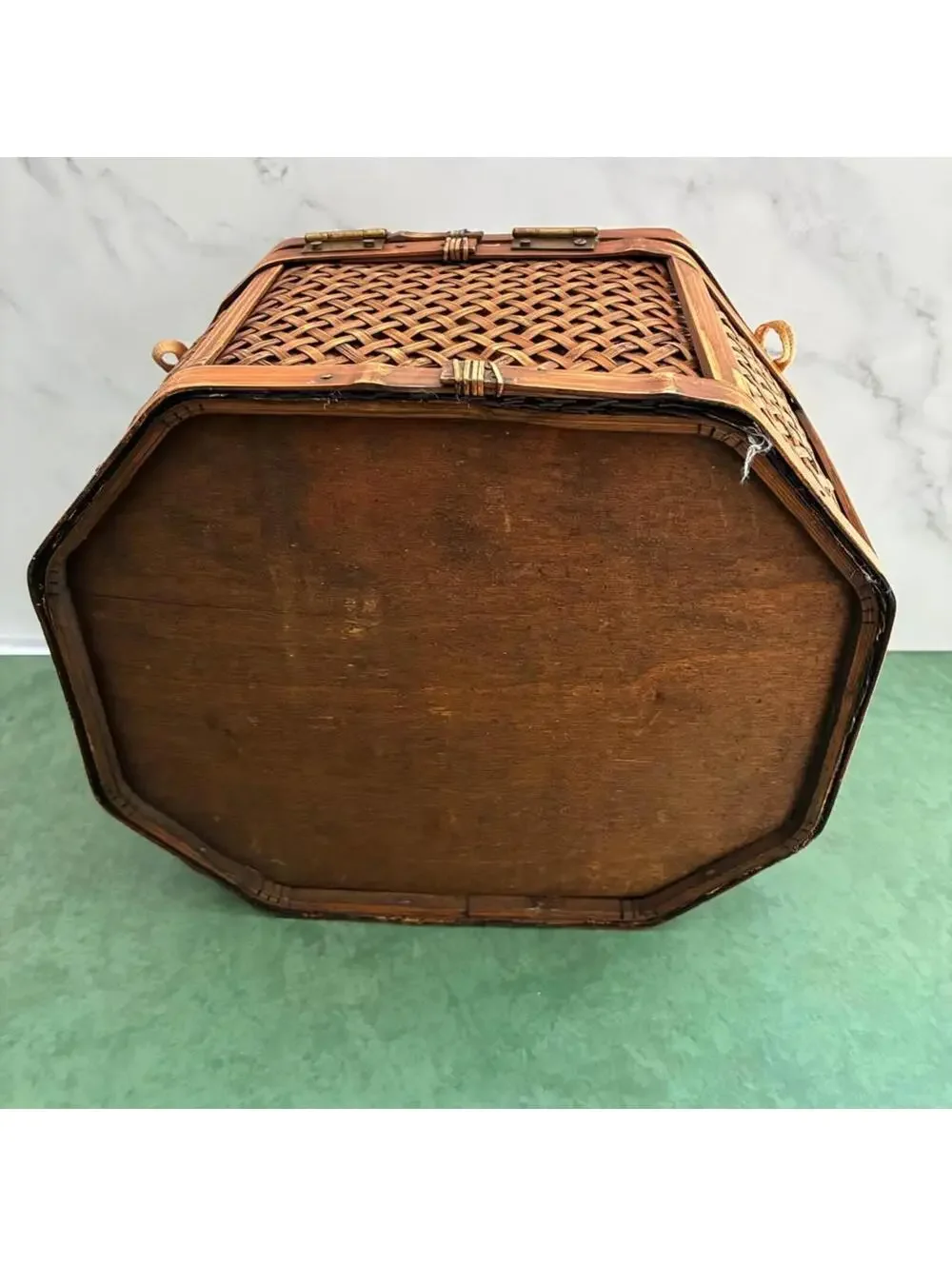 Vintage Octagonal Woven Bamboo Storage Box Basket Chest Brass Latch Asian Decor